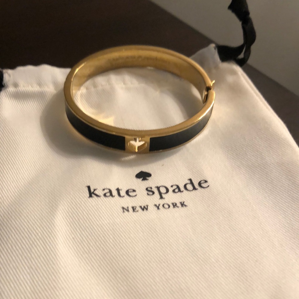 kate spade gold and black enamel hinge bangle bracelet